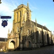 Lacronan kerk cc Claude Valette